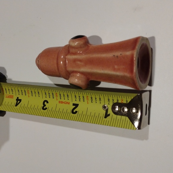 Vintage 1960, dog lifting leg on fire hydrant salt and pepper shaker made Japan - Picture 10 of 11